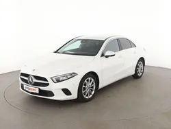Weiß Gebraucht 2020 Mercedes A180 Progressive Limousine | 22.510 € (Fairer Preis)