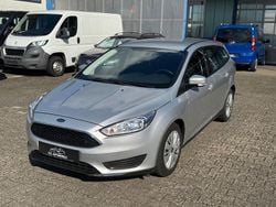 Silber Gebraucht 2017 Ford Focus Trend Kombi | 9.490 € (Fairer Preis)