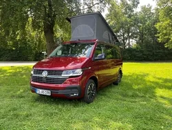 Rot Gebraucht 2024 VW T6.1 Edition Van | 67.500 € (Teuer)