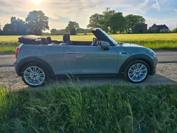 Schwarz Gebraucht 2018 Mini Cooper Chili Kleinwagen | 17.800 € (Etwas zu teuer)