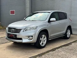 Silber Gebraucht 2010 Toyota RAV4 SUV | 9.990 € (Guter Preis)
