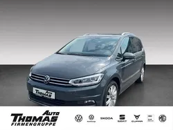 Delfingrau metallic Gebraucht 2024 VW Touran Highline Van / Kleinbus | 35.360 € (Fairer Preis)
