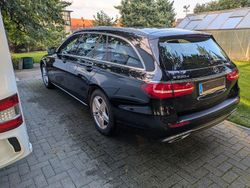 Schwarz Gebraucht 2018 Mercedes E220 Avantgarde Kombi | 23.800 € (Guter Preis)