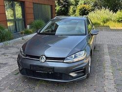 Grau Gebraucht 2019 VW Golf VII Comfortline Kombi | 14.900 € (Guter Preis)