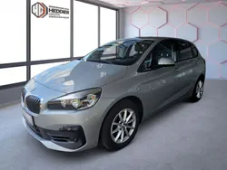 Silber Gebraucht 2018 BMW 218 Active Tourer Sport Line Van / Kleinbus | 16.500 € (Superpreis)