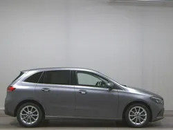 Mercedes B200