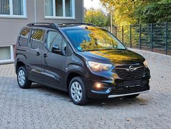Schwarz Gebraucht 2023 Opel Combo Van / Kleinbus | 21.200 € (Fairer Preis)