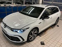 Weiß Gebraucht 2022 VW Golf VIII R-line Limousine | 24.890 € (Superpreis)