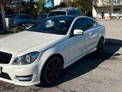 Weiß Gebraucht 2022 Mercedes C350 Coupé | 20.400 €