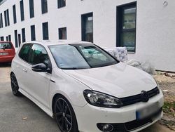 Weiß Gebraucht 2009 VW Golf VI Highline Limousine | 5.990 € (Teuer)