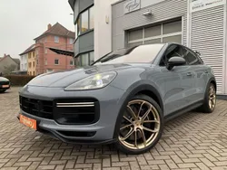 Grau Gebraucht 2021 Porsche Cayenne Turbo GT SUV | 144.740 € (Superpreis)