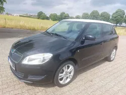 Schwarz Gebraucht 2012 Skoda Fabia Cool Edition Limousine | 5.400 € (Fairer Preis)