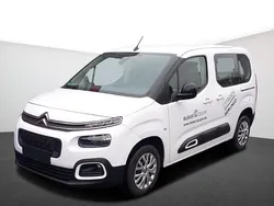 Gebraucht 2023 Citroën Berlingo Feel Van / Kleinbus | 20.980 € (Fairer Preis)