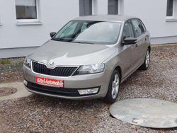 Cappuccinobeige metallic Gebraucht 2015 Skoda Rapid Cool Edition Kombi | 10.990 € (Teuer)