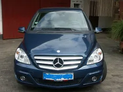 Blau Gebraucht 2009 Mercedes B150 Van / Kleinbus | 6.500 € (Etwas zu teuer)