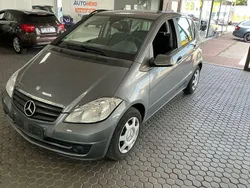Grau Gebraucht 2011 Mercedes A160 Limousine | 5.900 € (Fairer Preis)