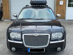 Schwarz Gebraucht 2006 Chrysler 300C Touring Kombi | 3.500 € (Etwas zu teuer)