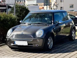 Grau Gebraucht 2005 Mini Cooper Kleinwagen | 4.500 €