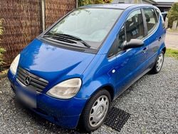 Blau Gebraucht 2000 Mercedes A140 Classic Kleinwagen | 700 € (Superpreis)