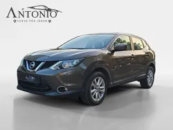 Braun Gebraucht 2015 Nissan Qashqai SUV | 12.990 € (Fairer Preis)
