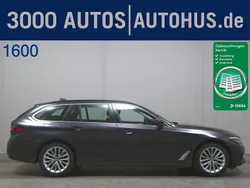 Sophistograu brillanteffekt metalli Gebraucht 2022 BMW 530 Performance Kombi | 23.680 €