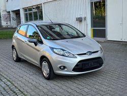 Silber Gebraucht 2011 Ford Fiesta Titanium Kleinwagen | 2.699 € (Superpreis)