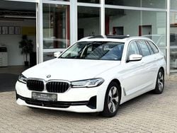 Weiß Gebraucht 2022 BMW 520 Performance Limousine | 35.900 € (Guter Preis)