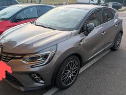 Grau Gebraucht 2021 Renault Captur SUV | 19.500 € (Fairer Preis)