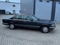 Blau Gebraucht 1984 Mercedes 500 SE Limousine | 9.000 €