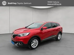 Rot Gebraucht 2016 Renault Kadjar Experience SUV | 11.490 € (Fairer Preis)