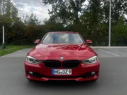 Rot Gebraucht 2012 BMW 328 Limousine | 14.200 € (Guter Preis)