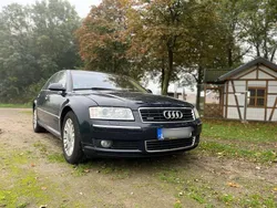 Blau Gebraucht 2003 Audi A8 Limousine | 4.800 €