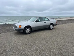 Silber Gebraucht 1989 Mercedes E300 Coupé | 9.800 €