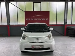 Weiß Gebraucht 2009 Toyota iQ Basis Kleinwagen | 5.790 € (Fairer Preis)