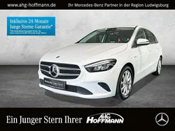 Weiß Gebraucht 2021 Mercedes B250e Progressive Van / Kleinbus | 23.720 € (Fairer Preis)