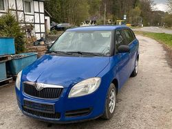 Blau Gebraucht 2009 Skoda Fabia Kleinwagen | 1.990 € (Guter Preis)
