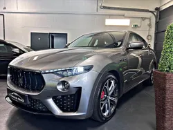 Grau Gebraucht 2019 Maserati Levante SUV | 49.000 € (Superpreis)