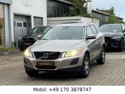 Grau Gebraucht 2011 Volvo XC60 Summum SUV | 11.899 € (Fairer Preis)