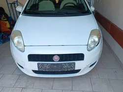 Weiß Gebraucht 2011 Fiat Punto Evo Kleinwagen | 1.699 € (Guter Preis)