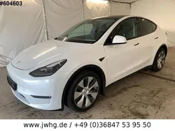 White metallic Gebraucht 2022 Tesla Model Y Long Range SUV | 32.890 € (Guter Preis)