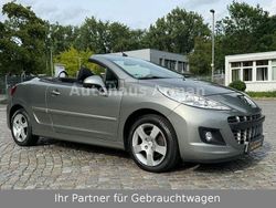 Grau Gebraucht 2012 Peugeot 207 CC Urban Move Cabrio | 3.990 € (Guter Preis)