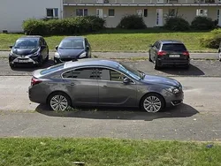 Silber Gebraucht 2016 Opel Insignia Limousine | 8.900 € (Guter Preis)