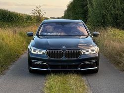 Grau Gebraucht 2015 BMW 730 Limousine | 25.500 € (Teuer)