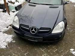 Blau Gebraucht 2004 Mercedes SLK200 Cabrio | 8.500 €
