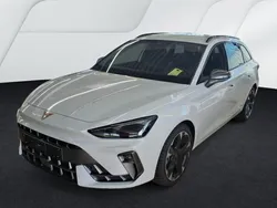 Glacial weiß metallic (metallic) Gebraucht 2024 Cupra Leon Limousine | 31.990 € (Etwas zu teuer)