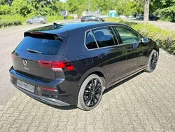 Schwarz Gebraucht 2022 VW Golf VIII Life Kleinwagen | 19.600 € (Fairer Preis)
