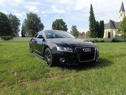Schwarz metallic Gebraucht 2009 Audi A5 Coupé | 19.000 €