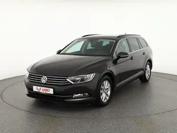 Schwarz Gebraucht 2018 VW Passat Comfortline Kombi | 19.990 € (Teuer)