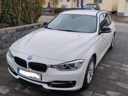 Weiß Gebraucht 2014 BMW 318 Sport Line Kombi | 10.690 € (Fairer Preis)