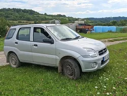 Silber Gebraucht 2005 Subaru Justy Kleinwagen | 500 €